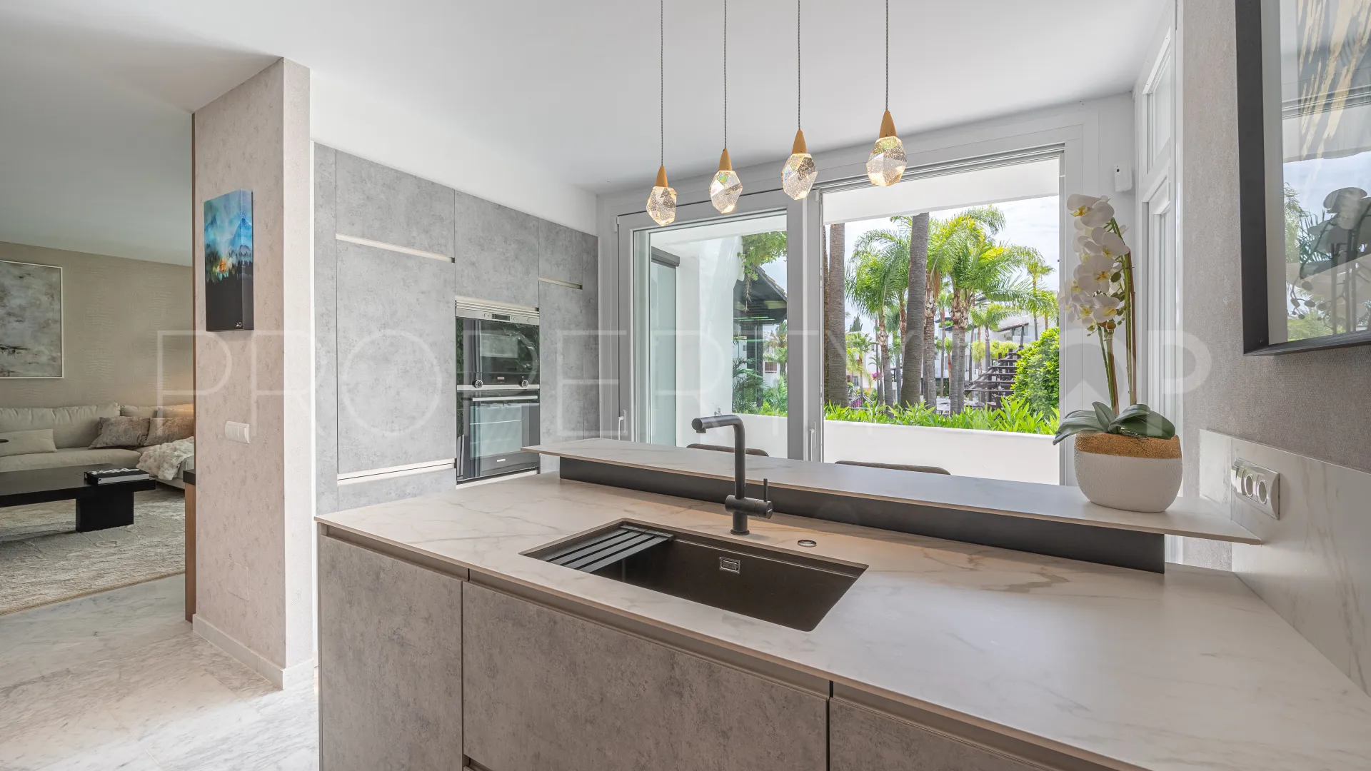 3 bedrooms Marbella apartment for sale