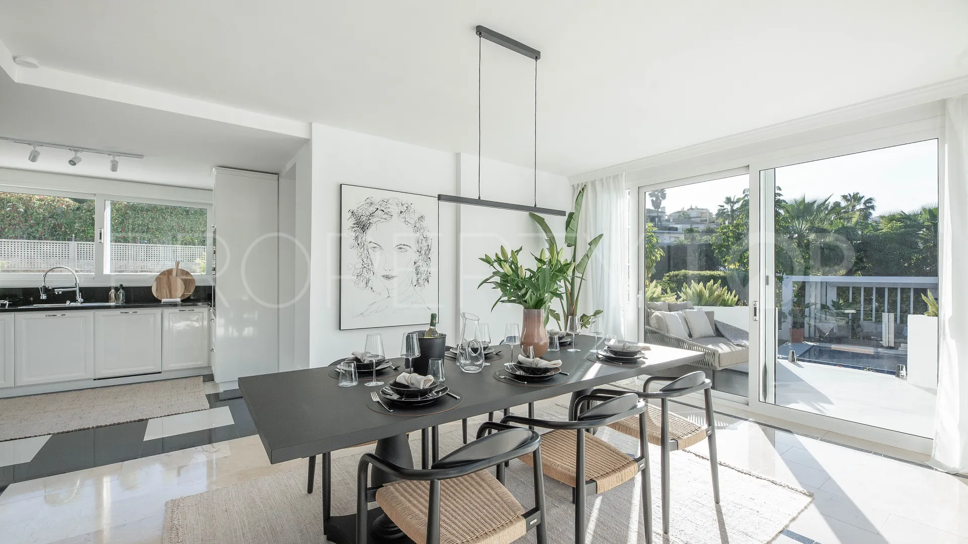 Nueva Andalucia, villa en venta de 4 dormitorios