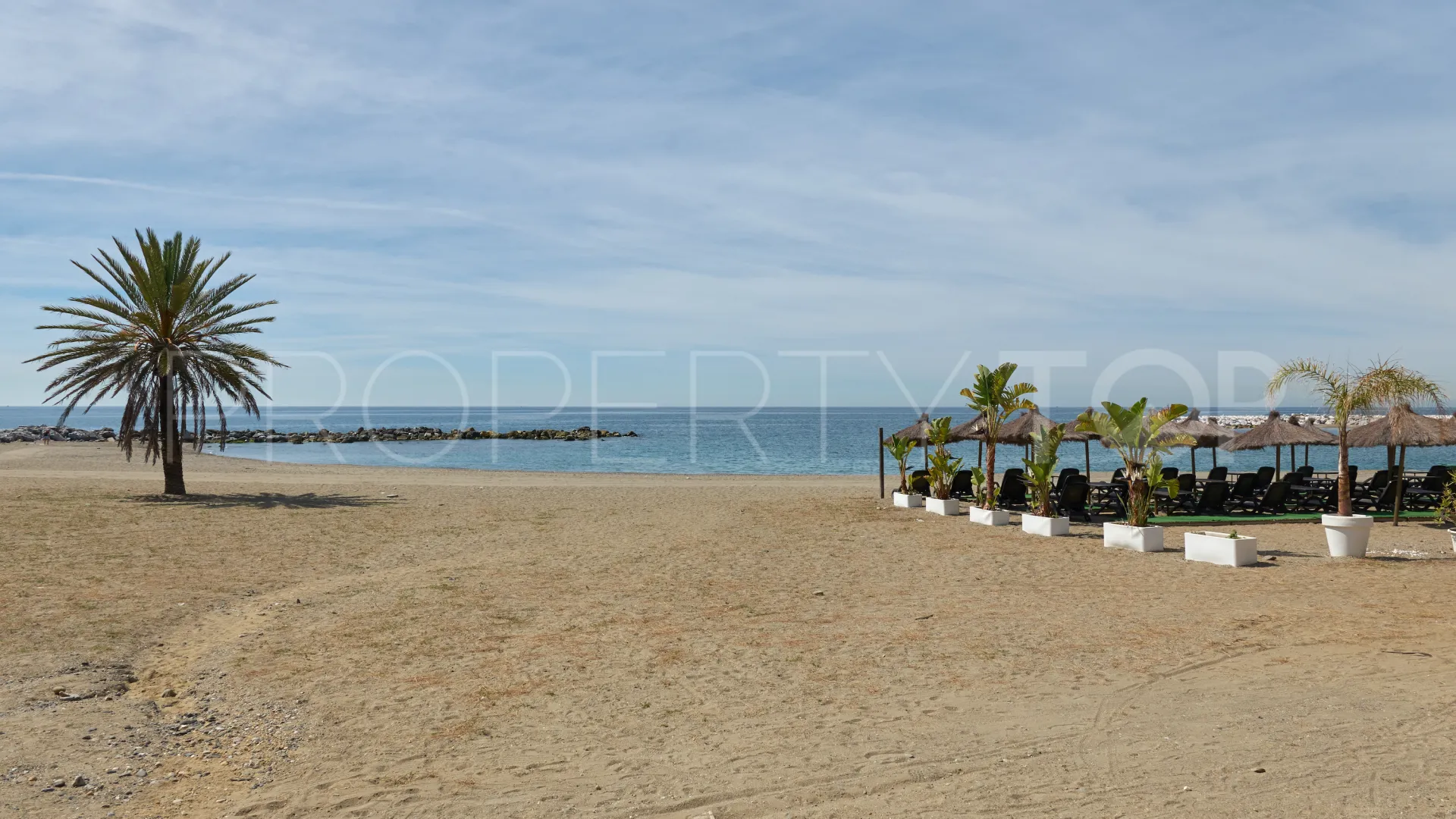 6 bedrooms semi detached villa for sale in Nueva Andalucia