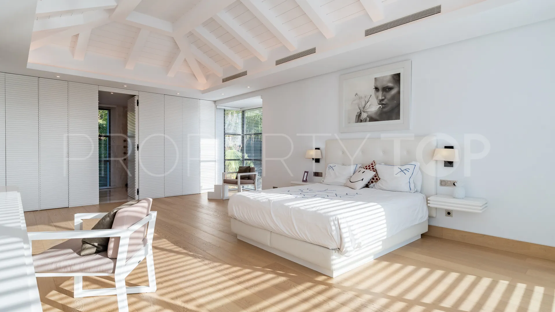 Buy Los Flamingos villa