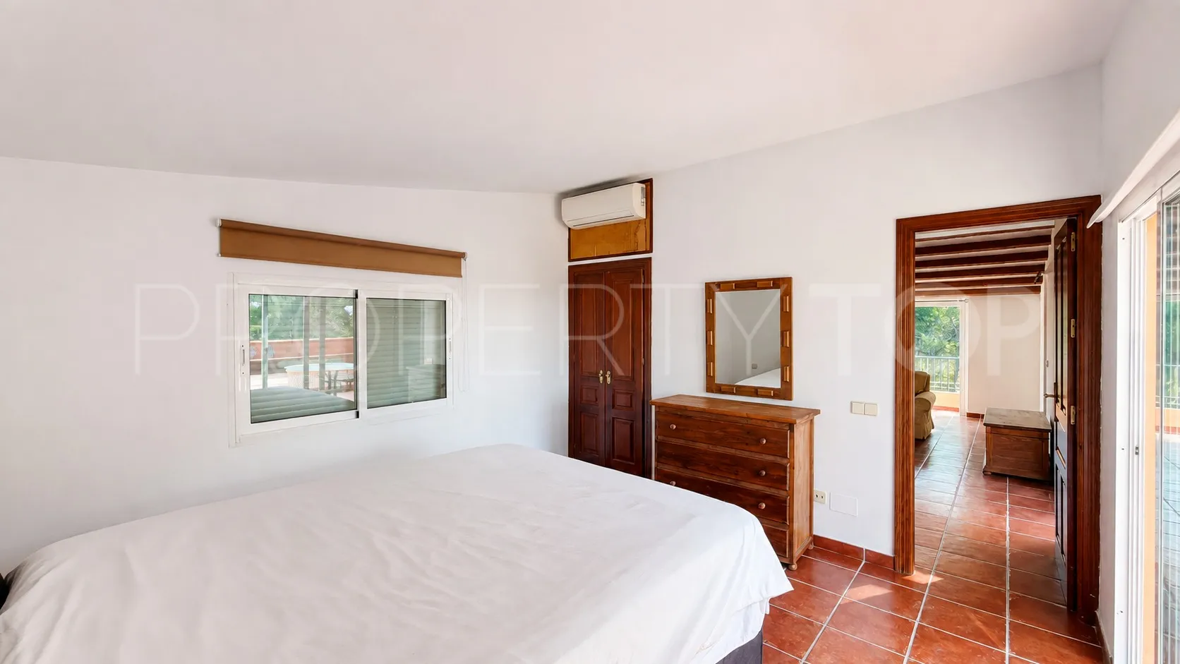Buy Venalmar duplex penthouse with 4 bedrooms