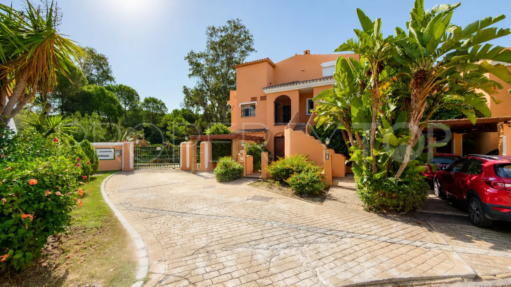 Buy Venalmar duplex penthouse with 4 bedrooms