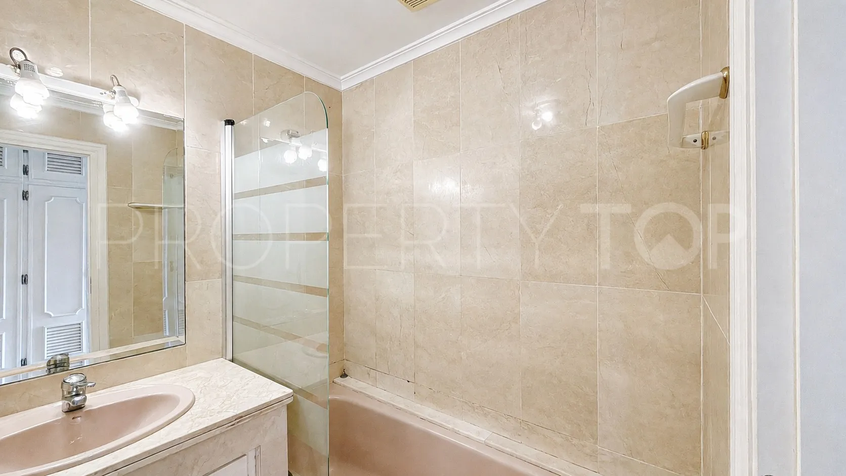 Buy Venalmar duplex penthouse with 4 bedrooms