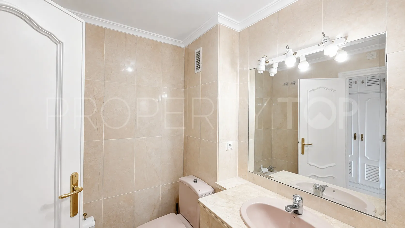 Buy Venalmar duplex penthouse with 4 bedrooms