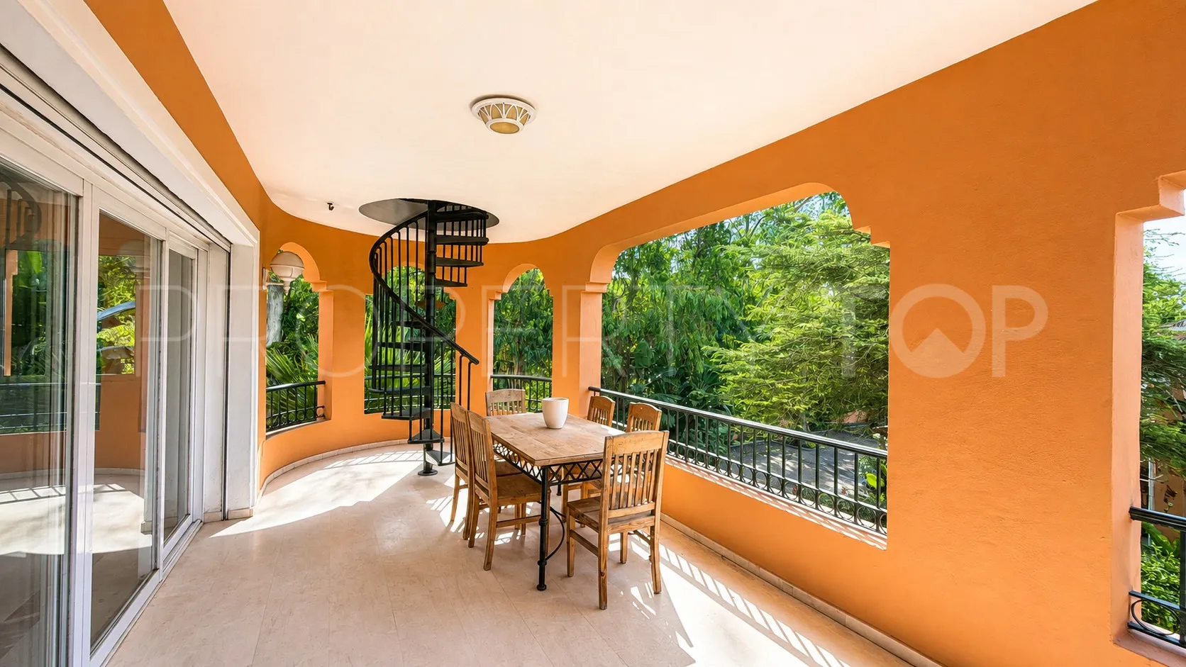 Buy Venalmar duplex penthouse with 4 bedrooms