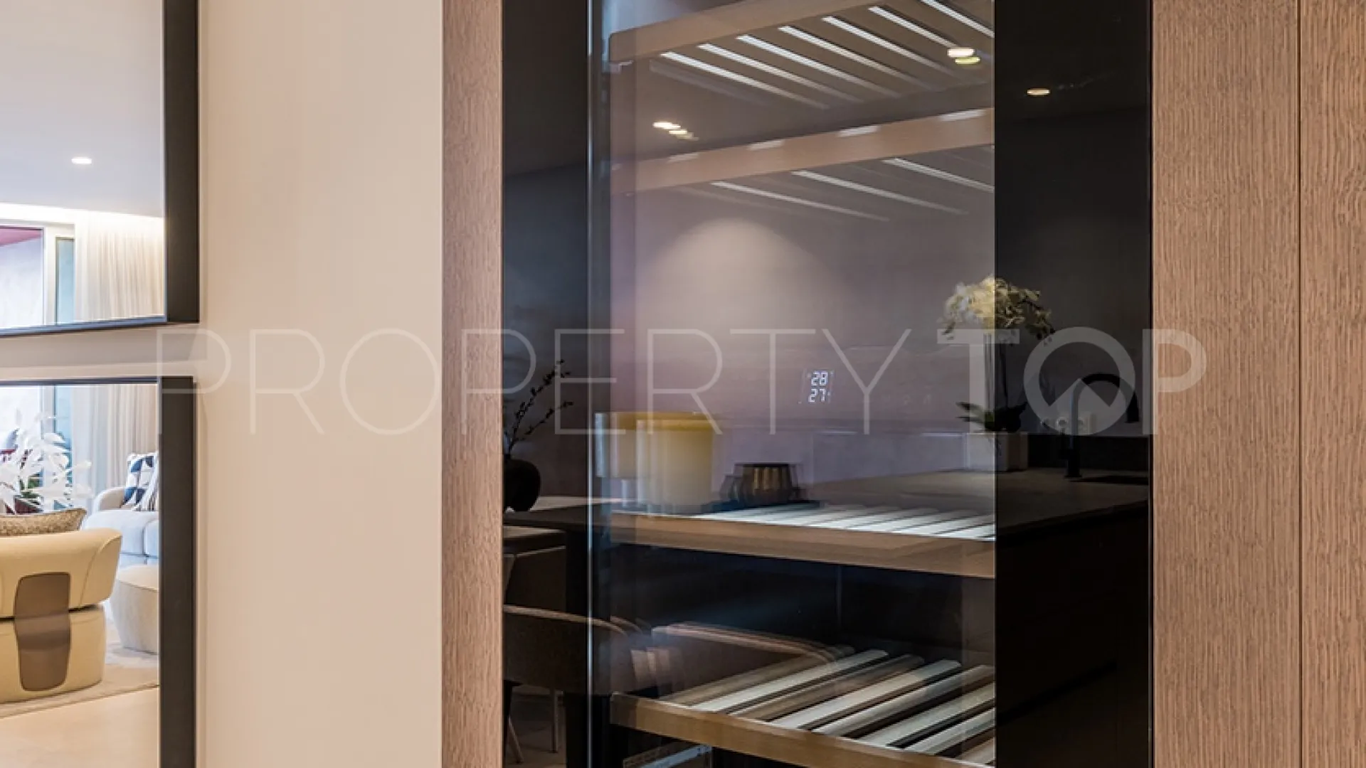 Menara Beach, apartamento planta baja a la venta