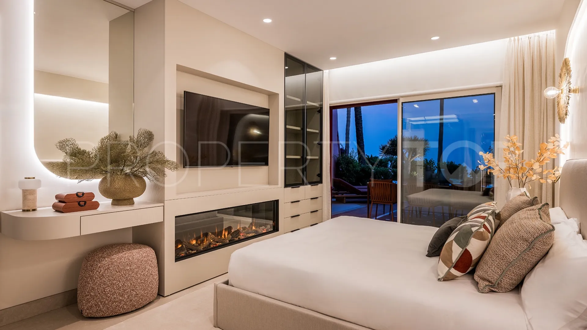 Menara Beach, apartamento planta baja a la venta