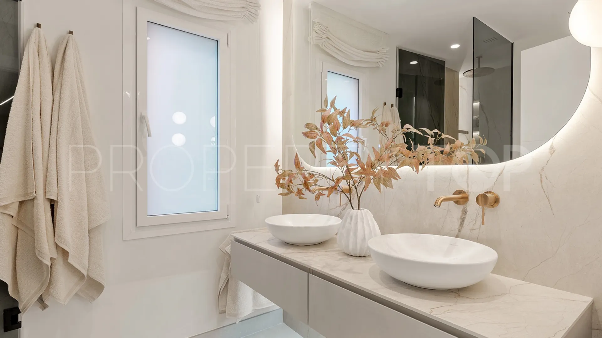 Menara Beach, apartamento planta baja a la venta