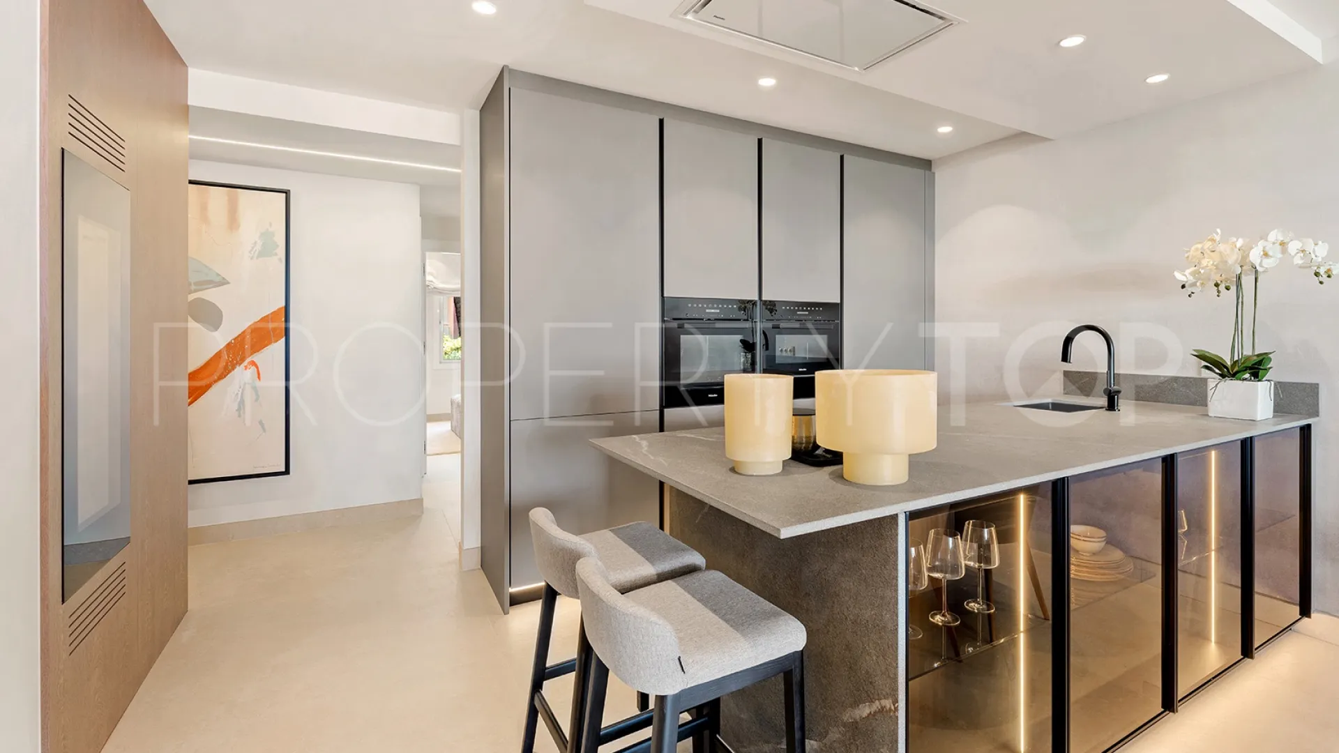 Menara Beach, apartamento planta baja a la venta