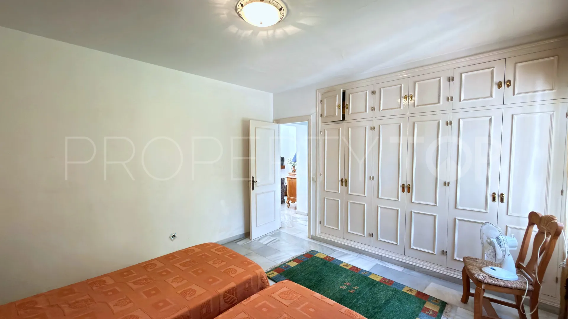 For sale 4 bedrooms villa in Benamara