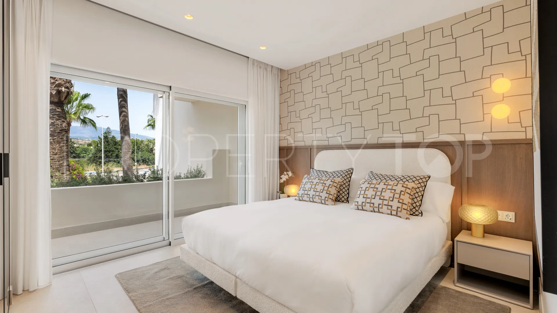Se vende apartamento de 3 dormitorios en Bahía del Velerín