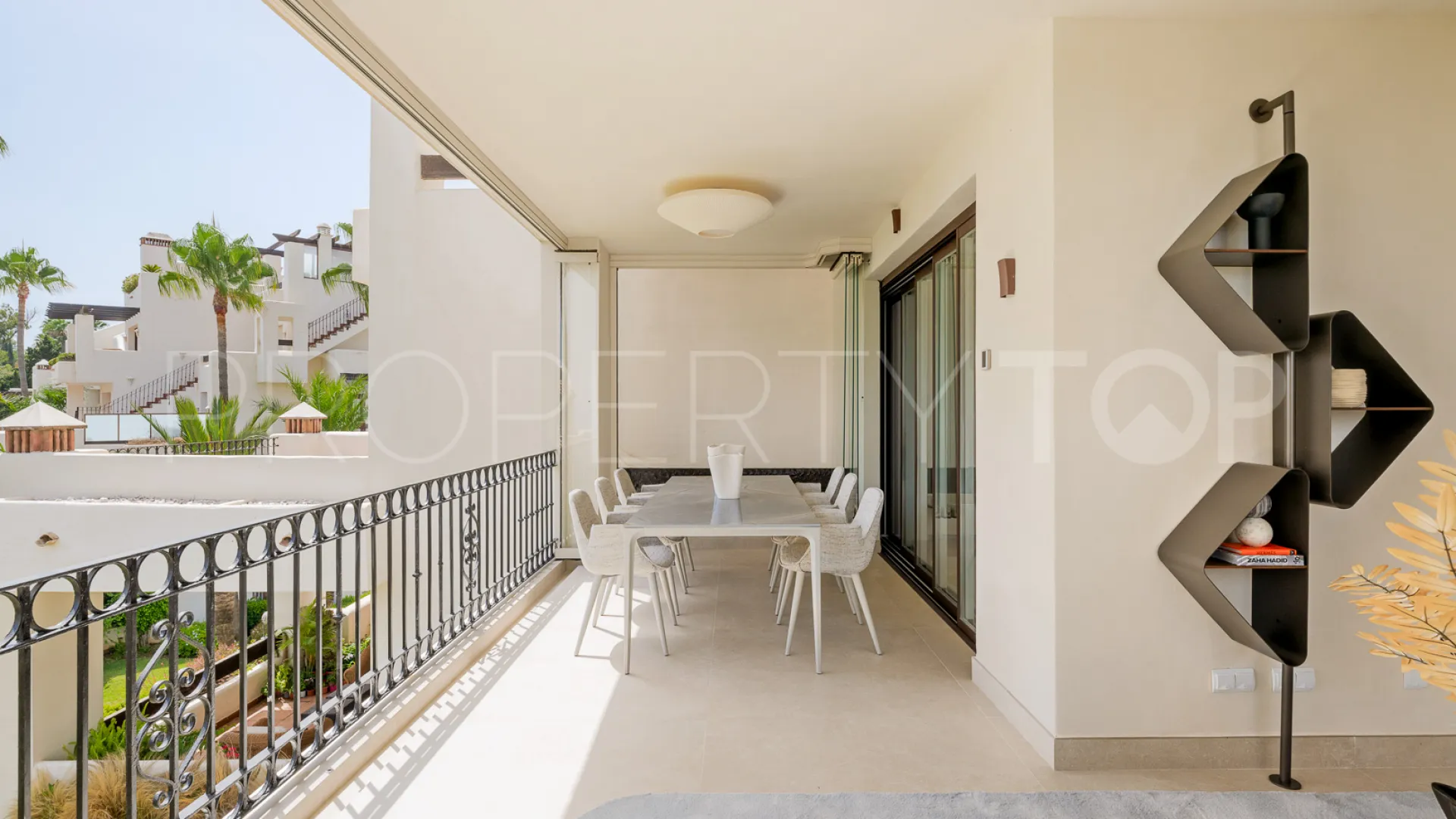 Se vende apartamento de 3 dormitorios en Bahía del Velerín