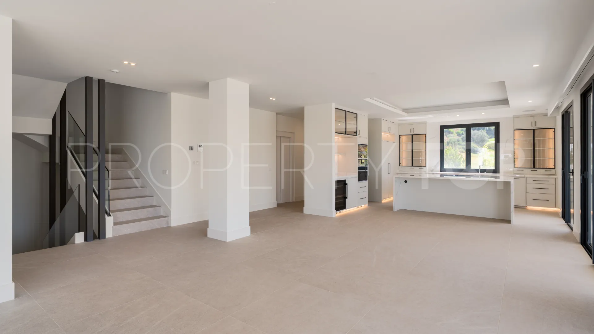 Villa for sale in La Resina Golf with 4 bedrooms