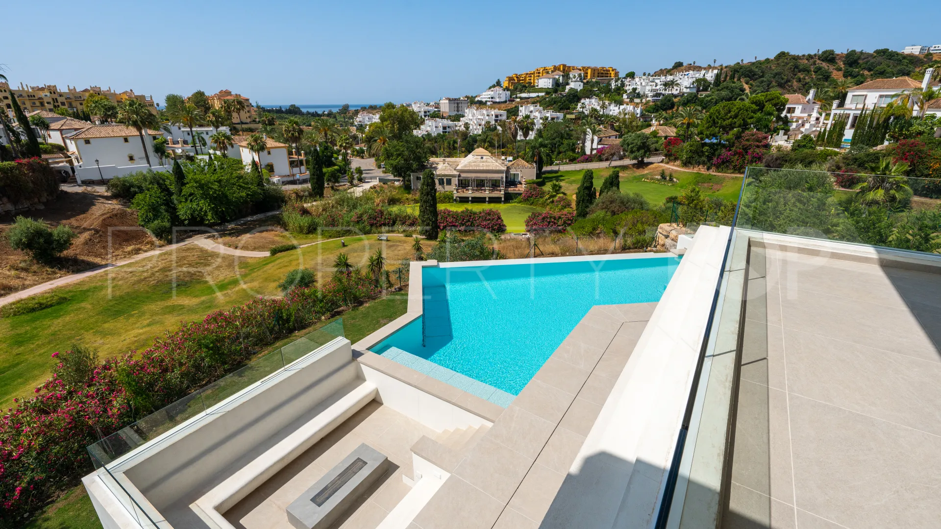 Villa for sale in La Resina Golf with 4 bedrooms