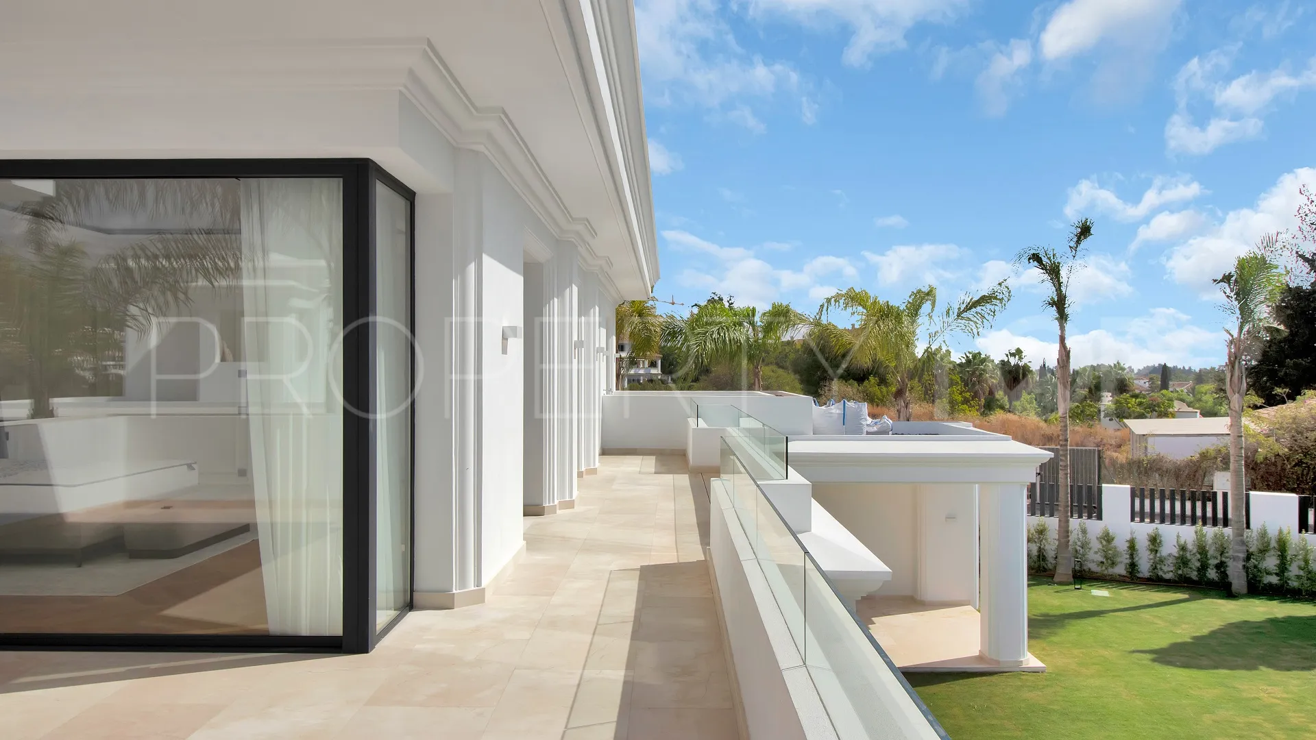 6 bedrooms Las Lomas del Marbella Club villa for sale