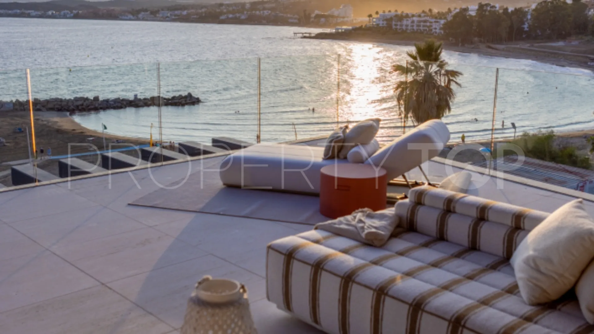 Comprar apartamento de 2 dormitorios en Playa del Cristo