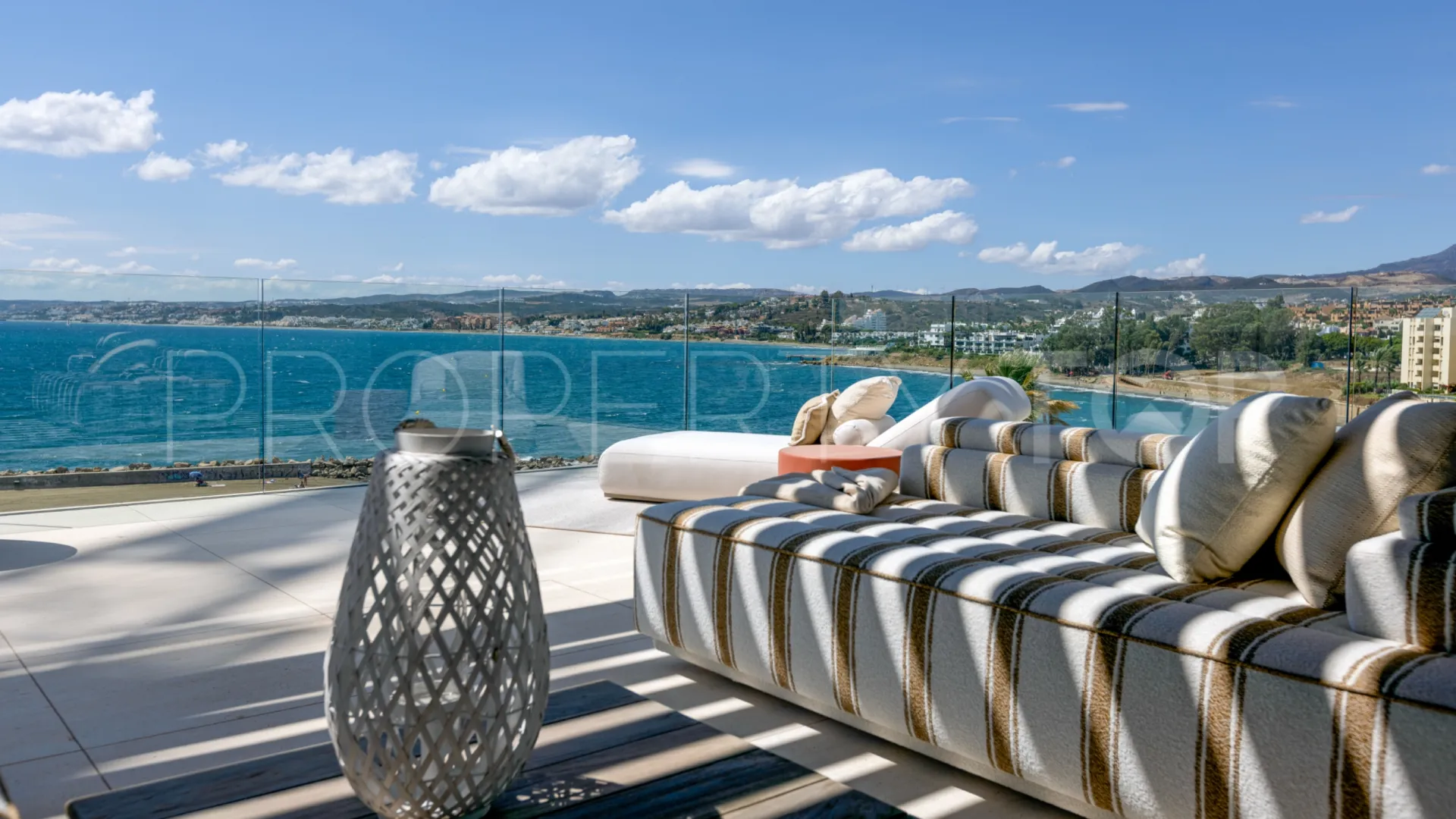 Comprar apartamento de 2 dormitorios en Playa del Cristo