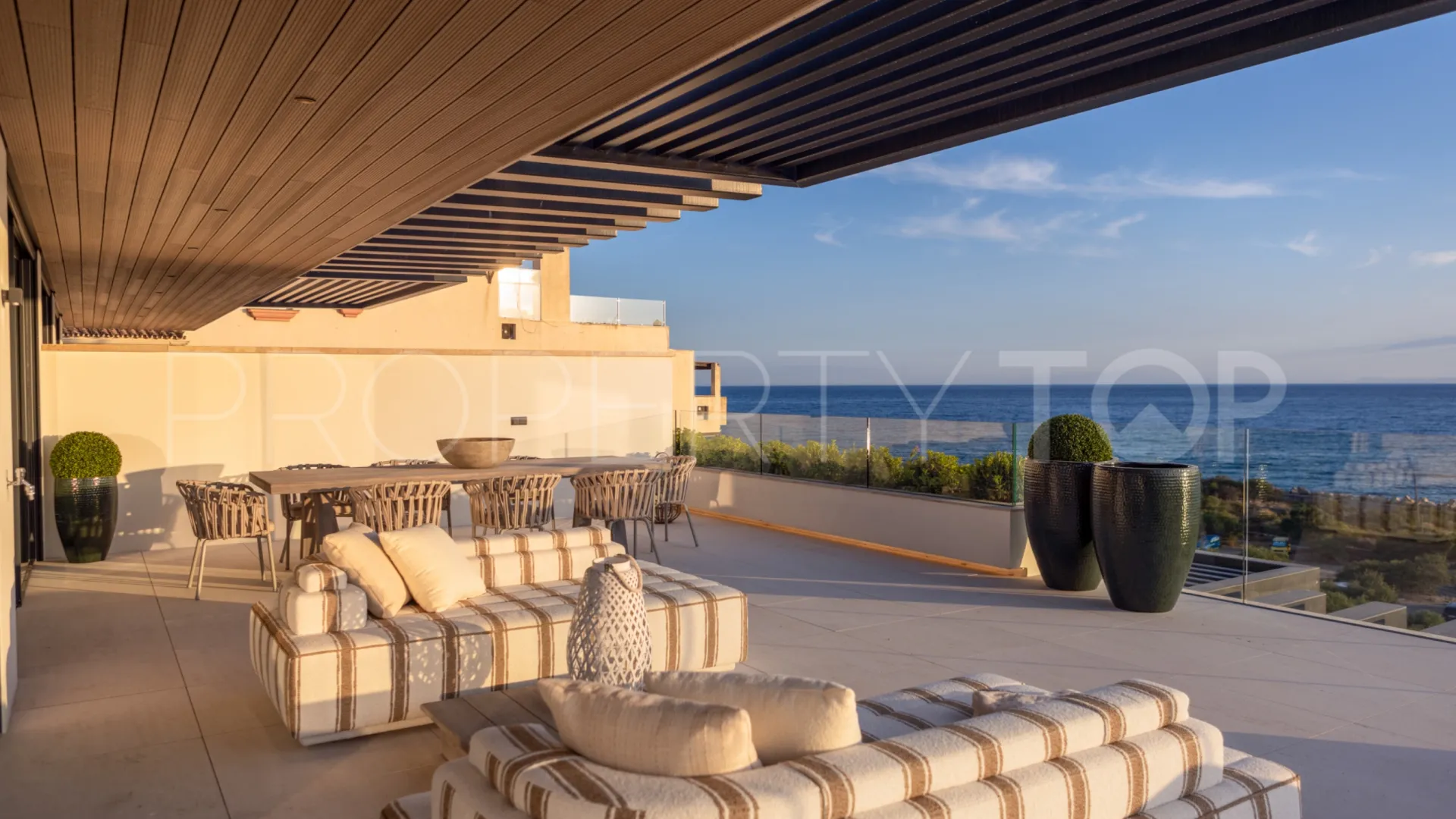Comprar apartamento de 2 dormitorios en Playa del Cristo