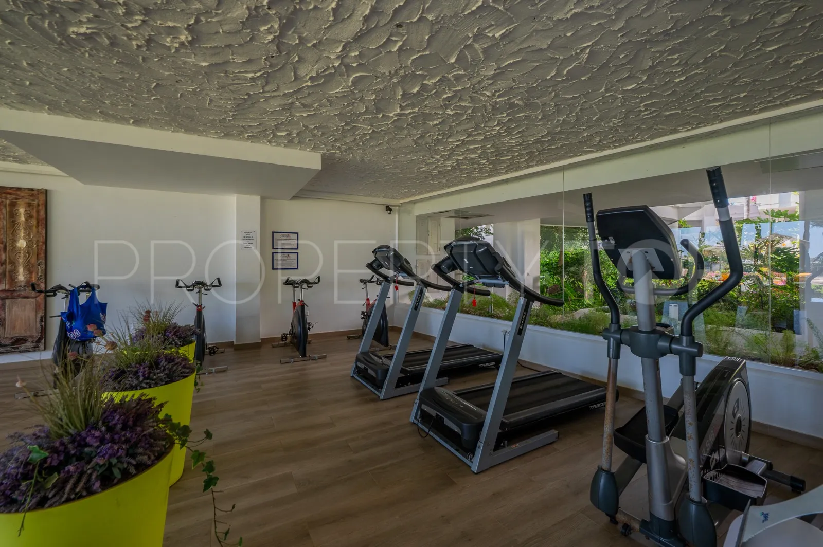 Apartment for sale in Miraflores with 2 bedrooms