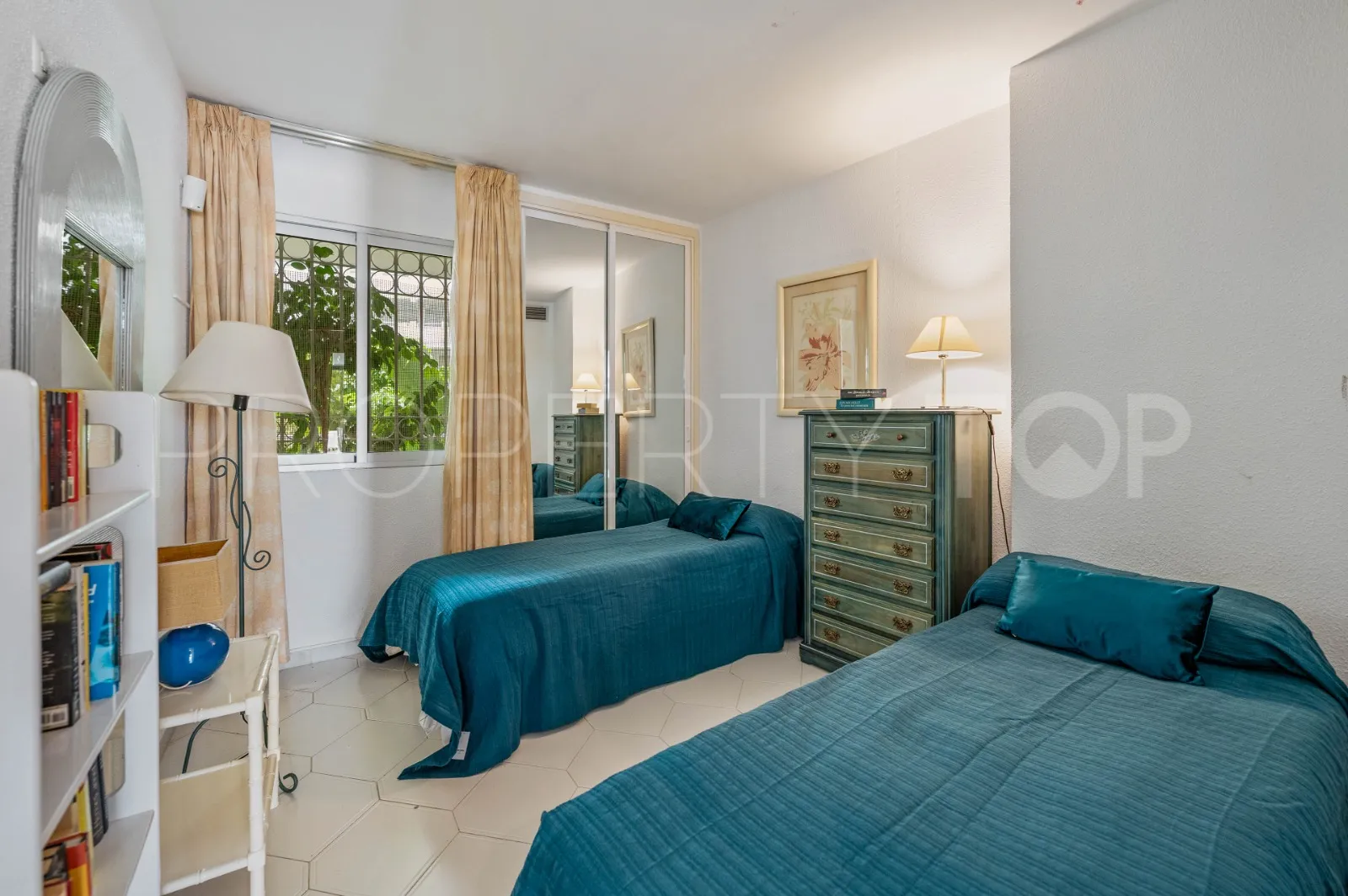 Apartment for sale in Miraflores with 2 bedrooms