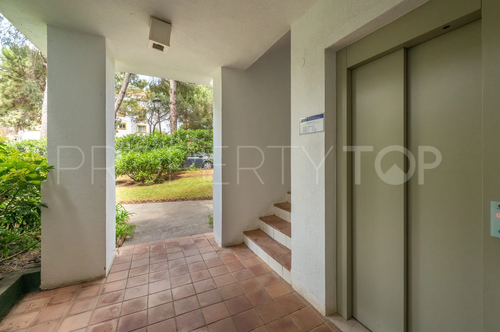 Jardines de las Golondrinas, apartamento de 3 dormitorios en venta