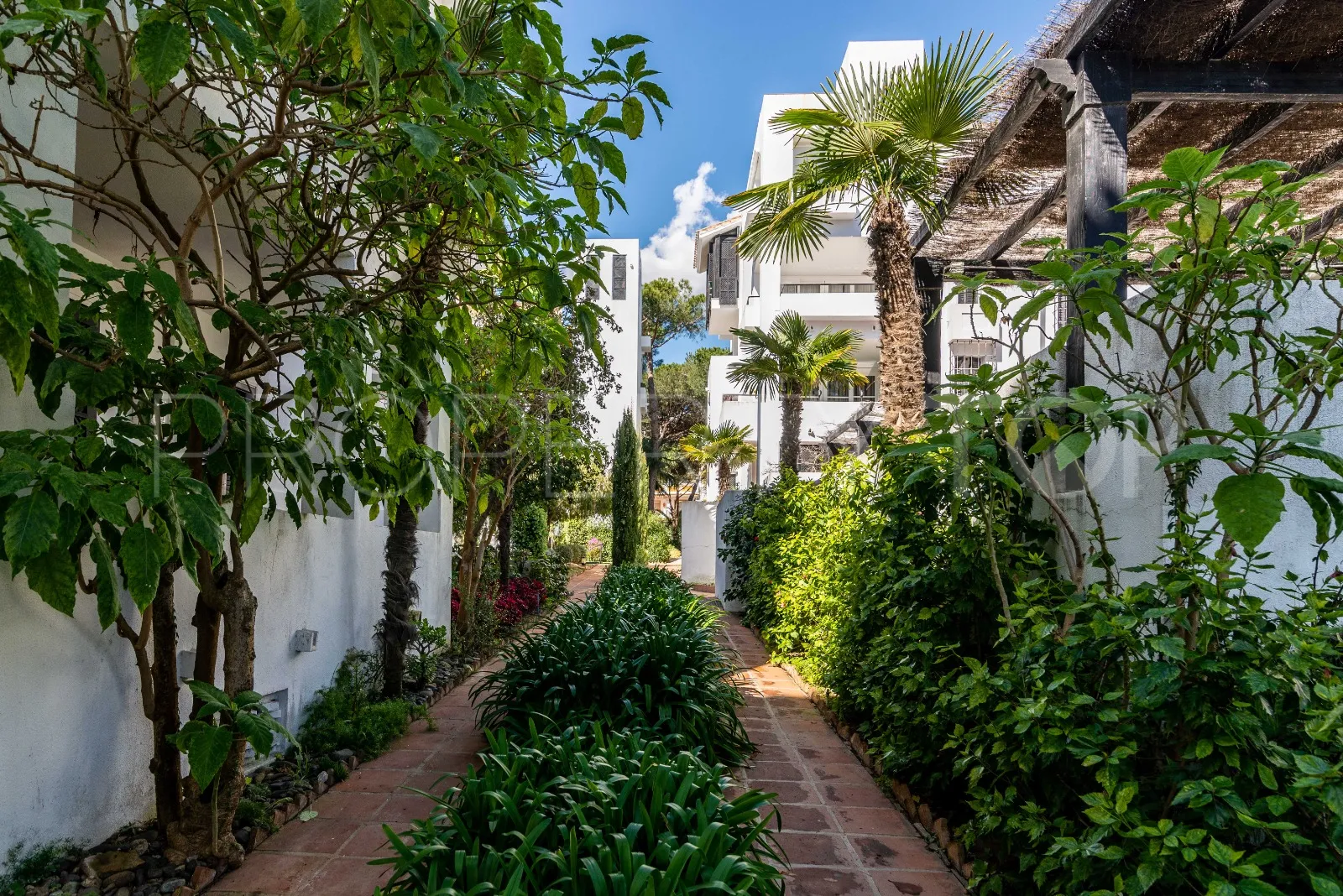 Jardines de las Golondrinas, apartamento de 3 dormitorios en venta