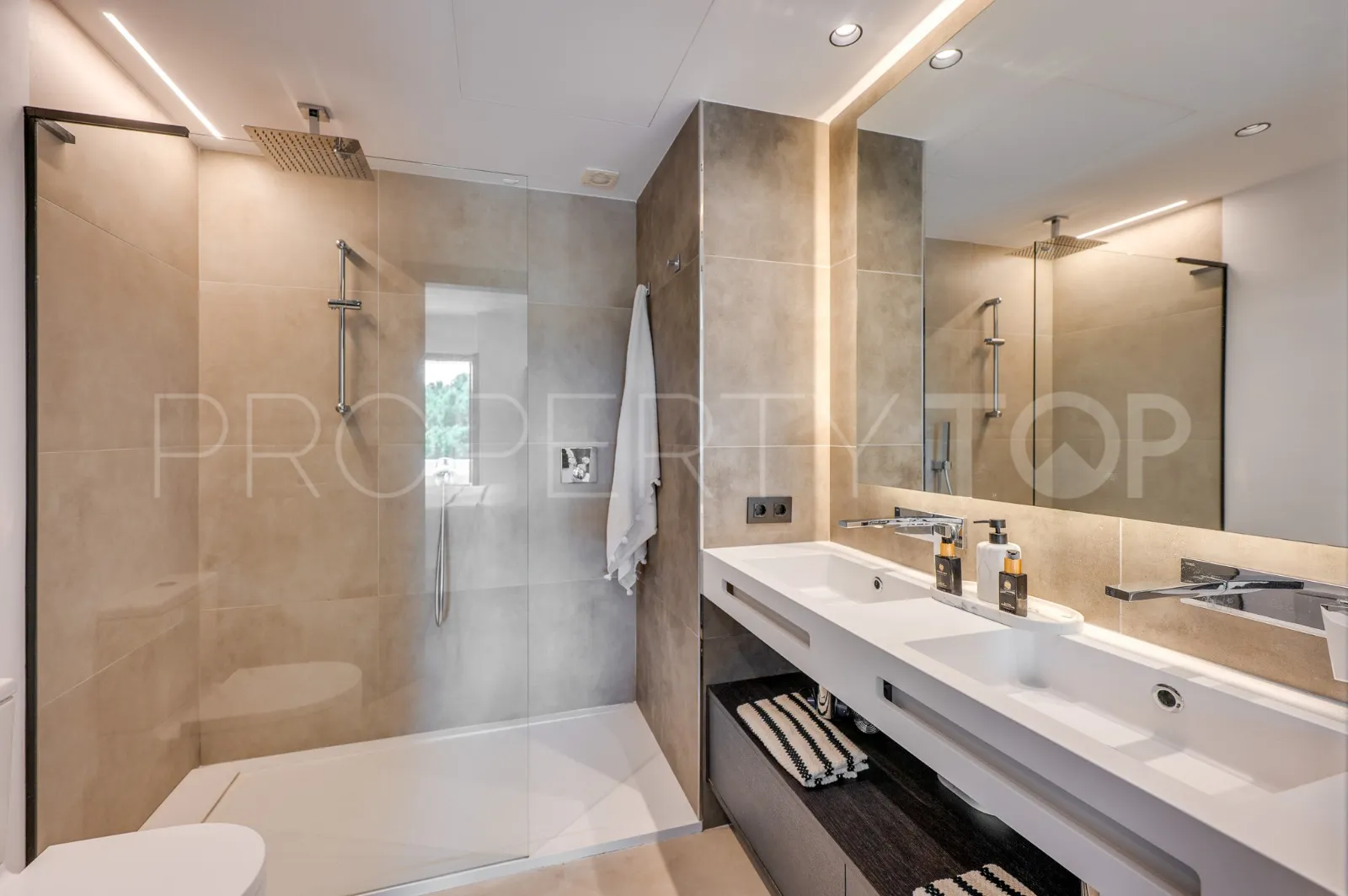 Jardines de las Golondrinas, apartamento de 3 dormitorios en venta