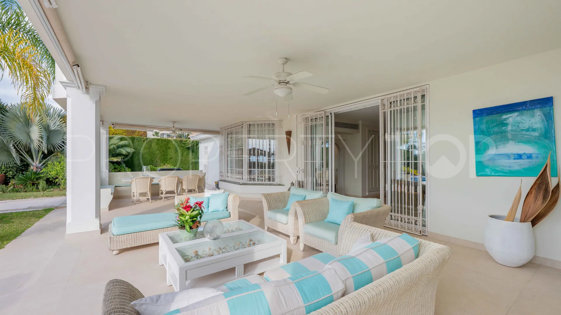For sale house in Elviria with 5 bedrooms