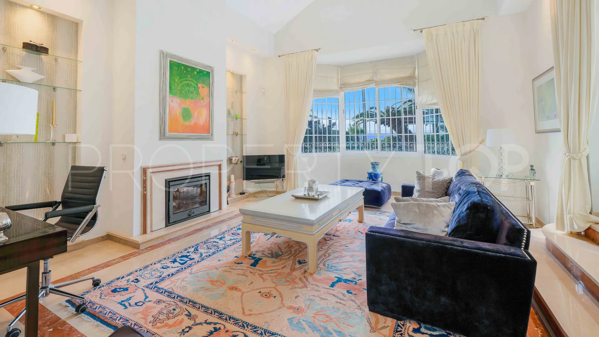 For sale house in Elviria with 5 bedrooms