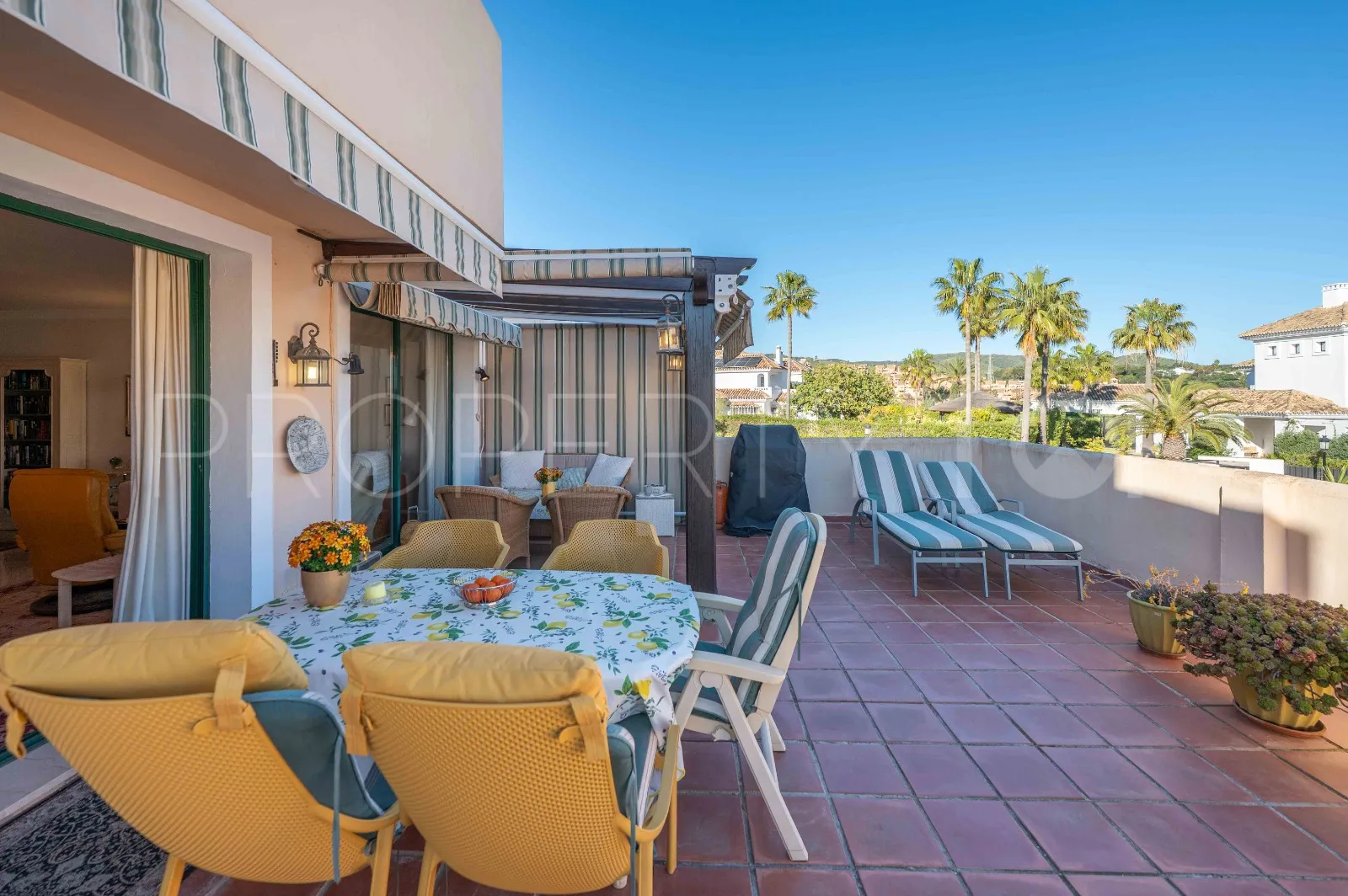 Buy apartment in El Manantial de Santa Maria Golf