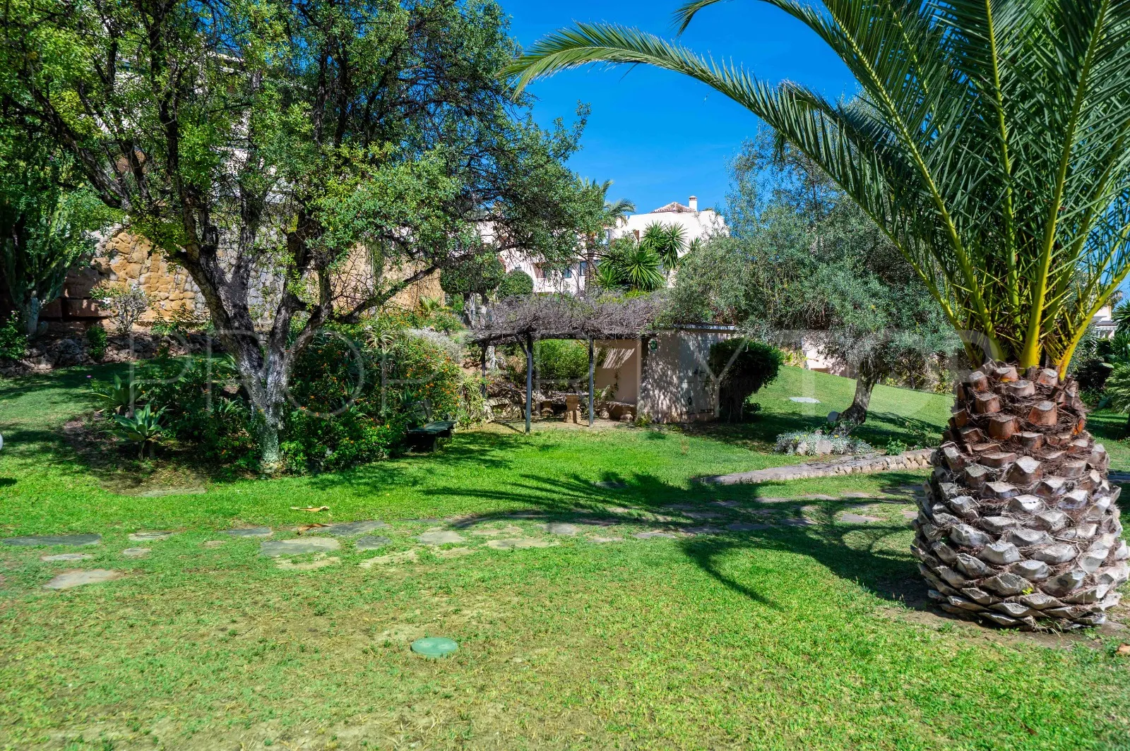 Buy apartment in El Manantial de Santa Maria Golf
