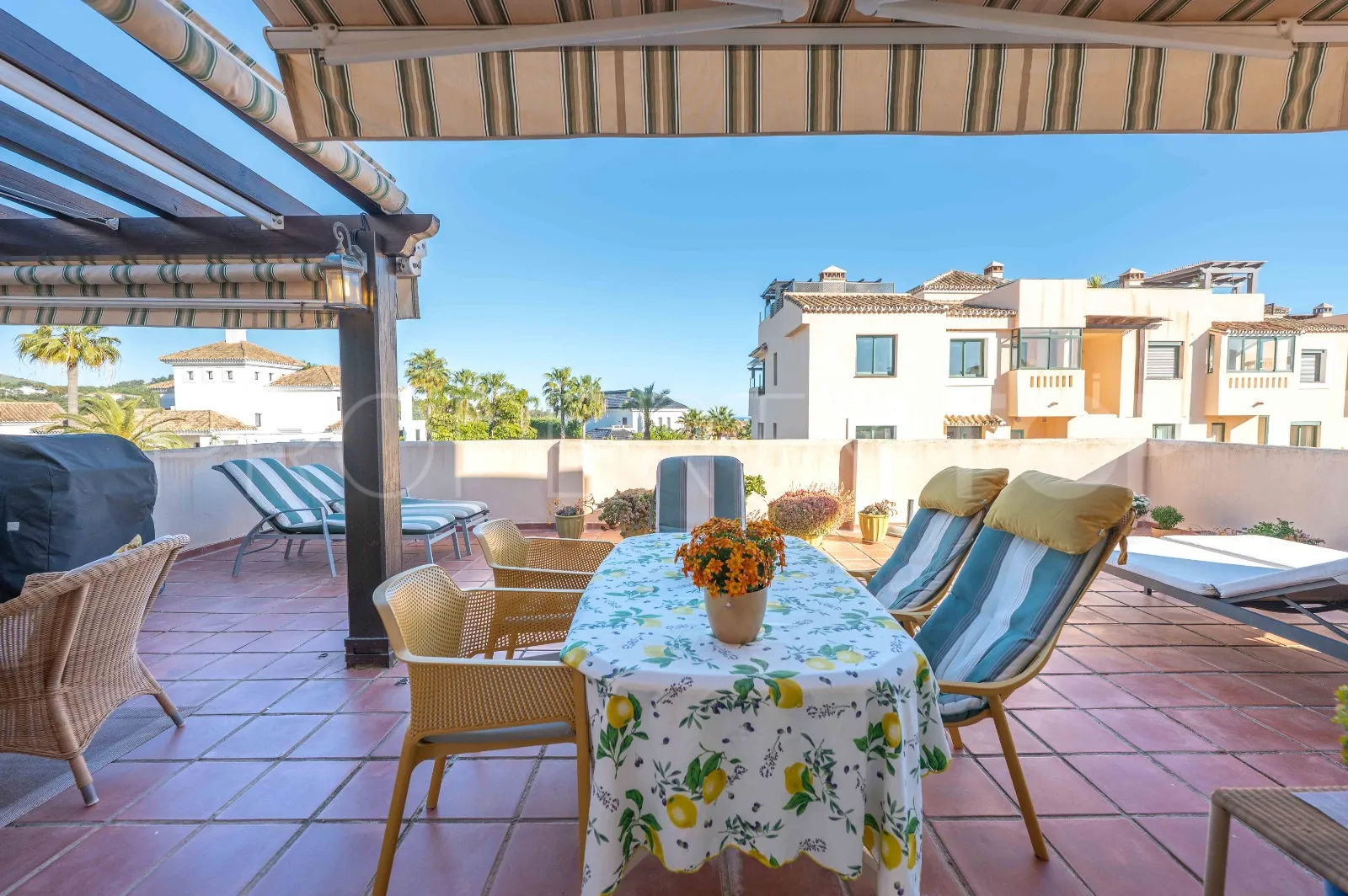 Buy apartment in El Manantial de Santa Maria Golf