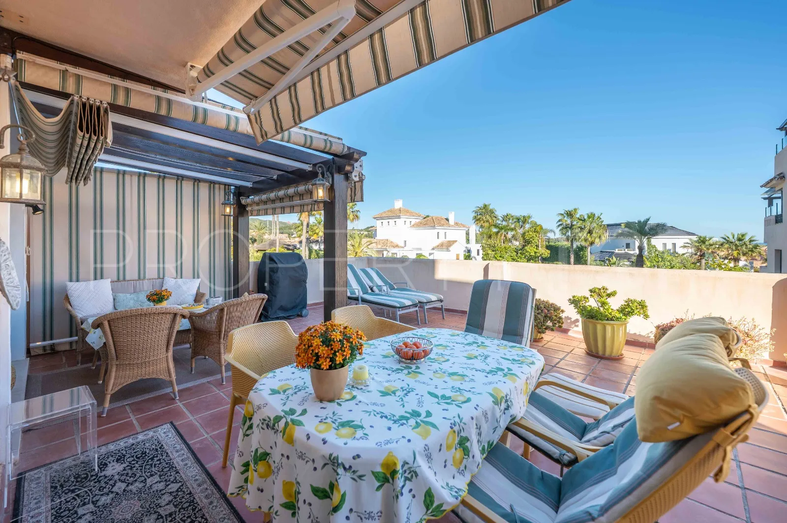 Buy apartment in El Manantial de Santa Maria Golf