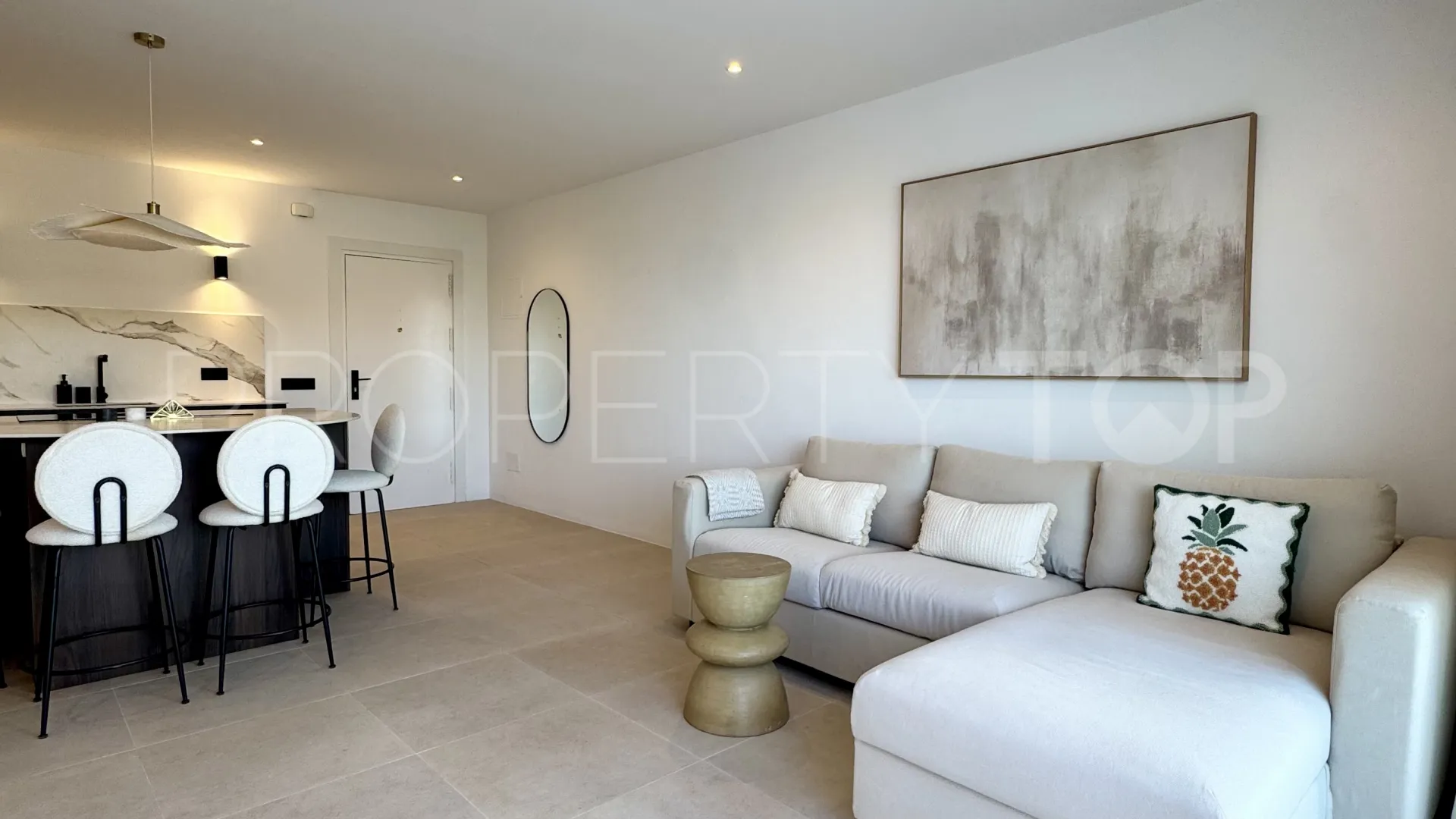 Buy penthouse in La Quinta with 3 bedrooms