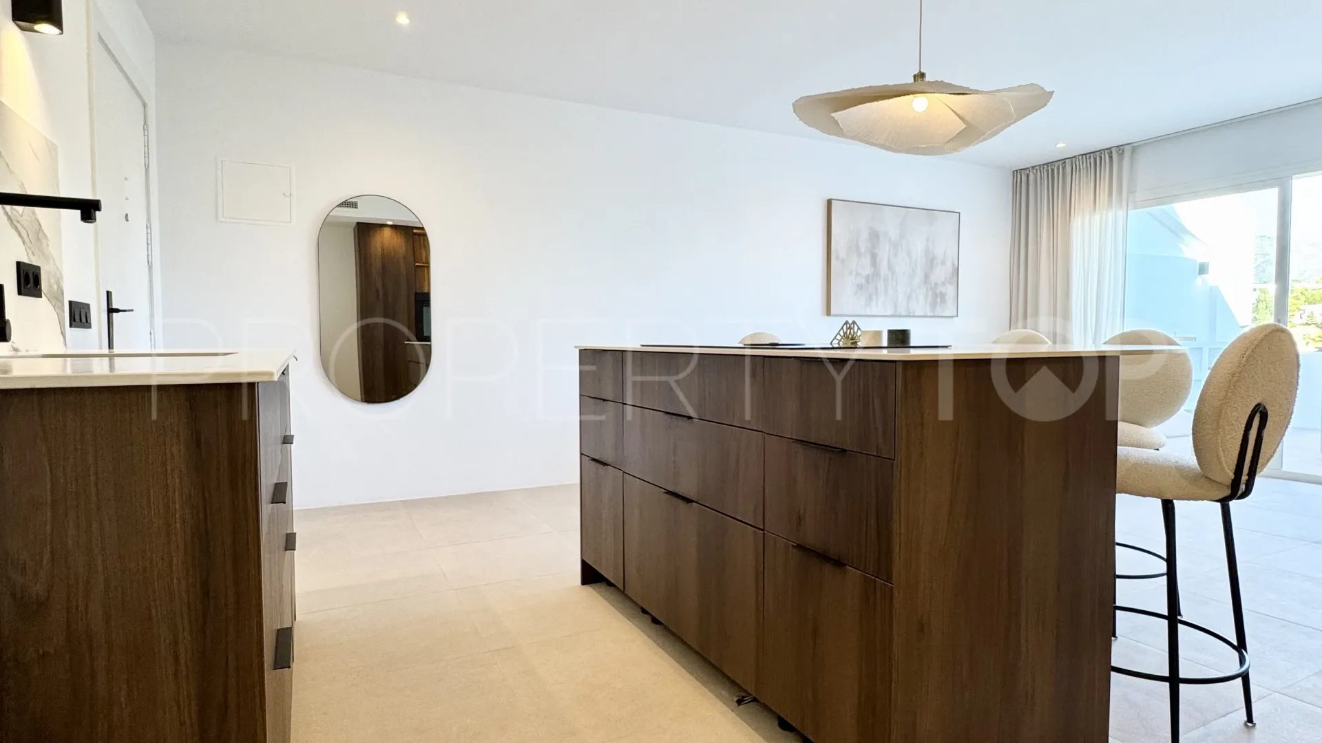Buy penthouse in La Quinta with 3 bedrooms