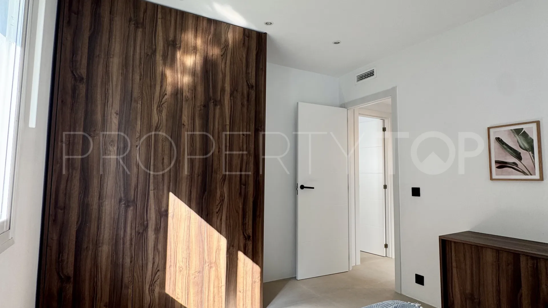Buy penthouse in La Quinta with 3 bedrooms
