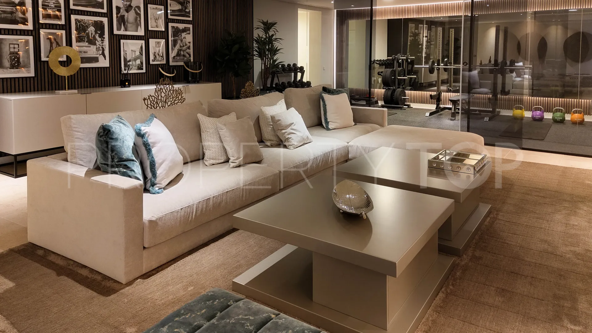 For sale villa with 5 bedrooms in La Alqueria