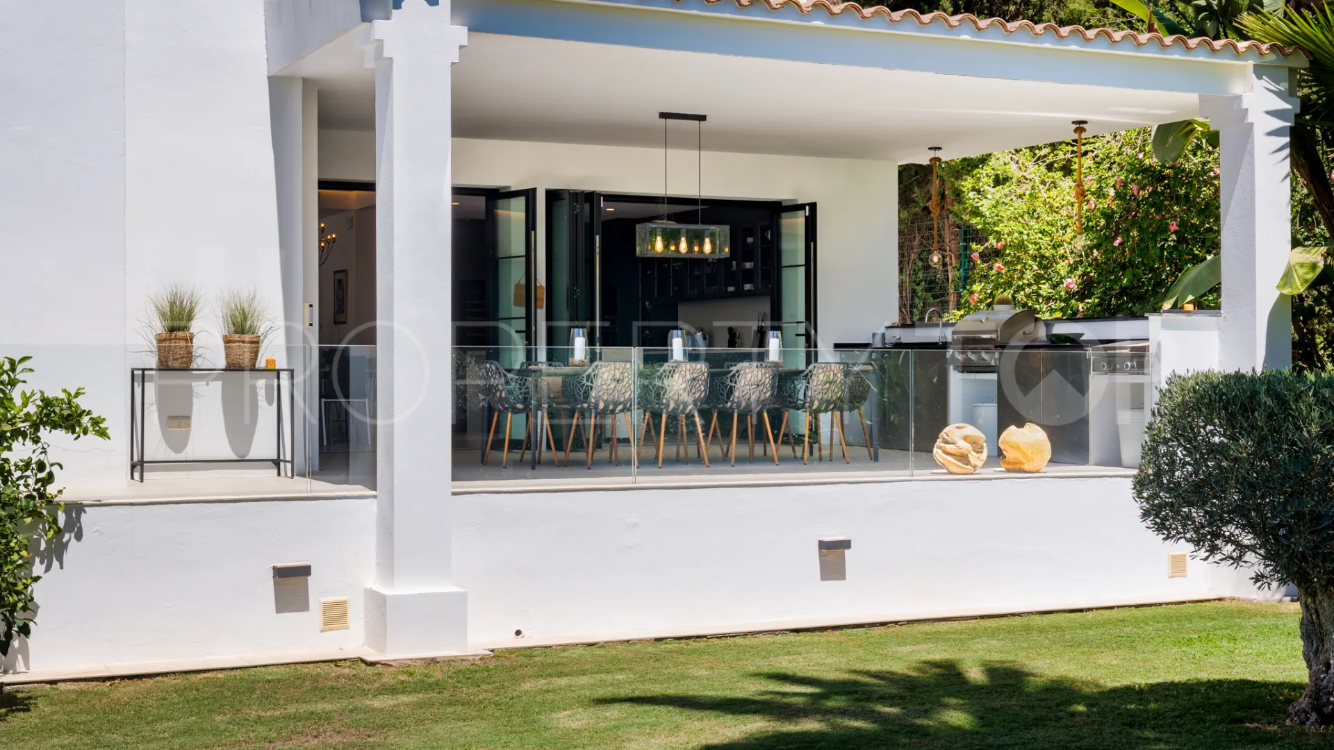Villa en venta en Los Naranjos Golf