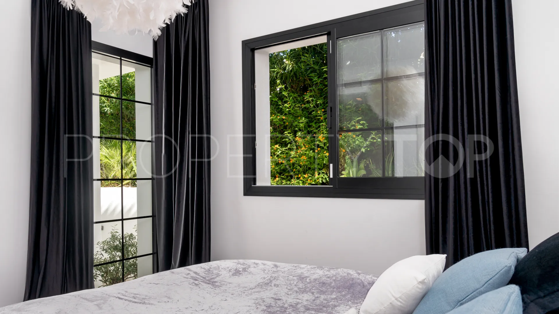 Villa en venta en Los Naranjos Golf