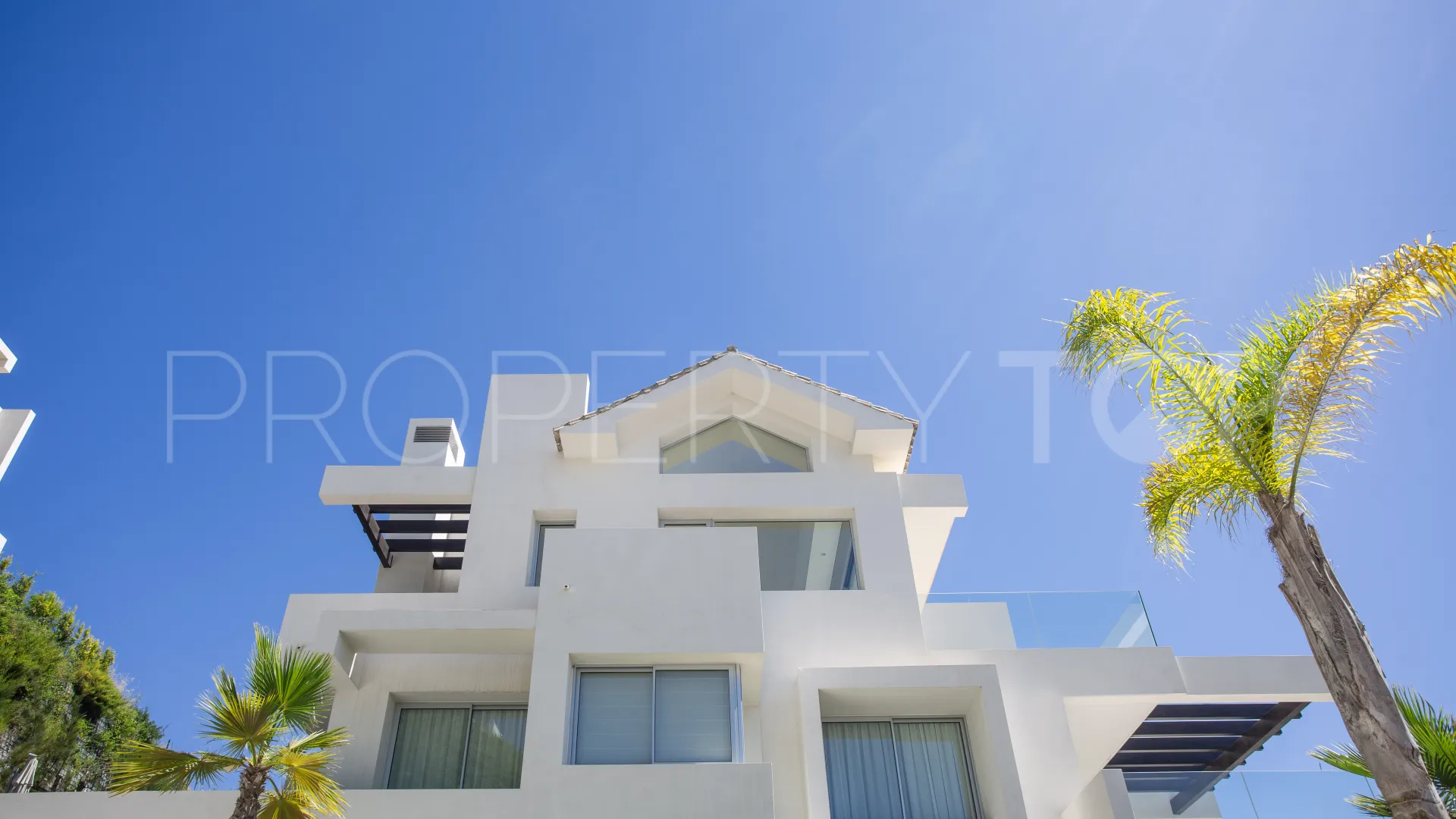 Penthouse for sale in Marbella Club Hills with 3 bedrooms