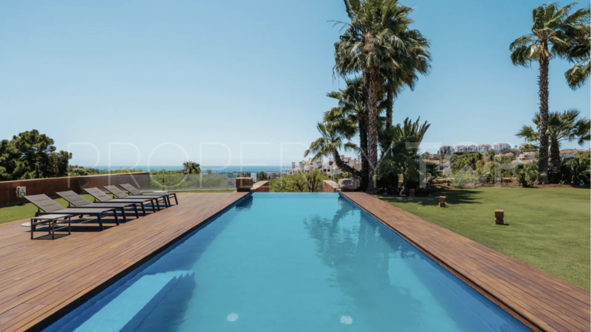 Comprar villa en La Reserva de Alcuzcuz con 8 dormitorios