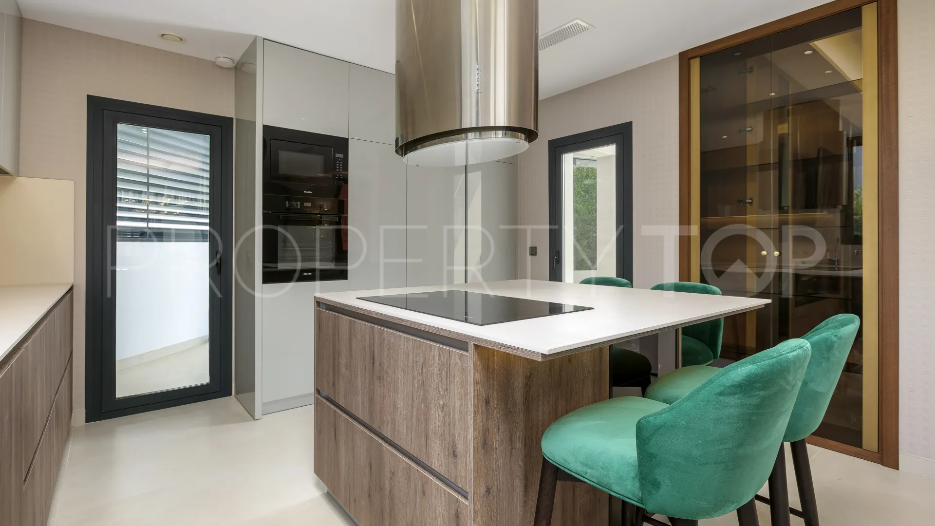 House for sale in Marbella - Puerto Banus