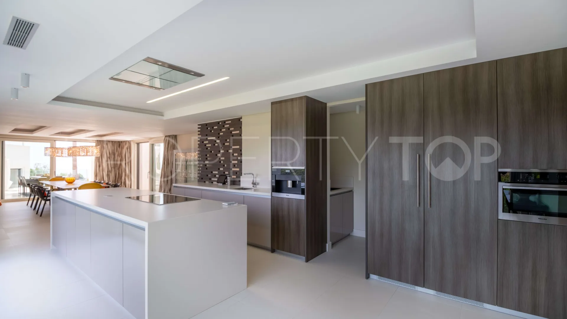For sale 5 bedrooms villa in La Zagaleta