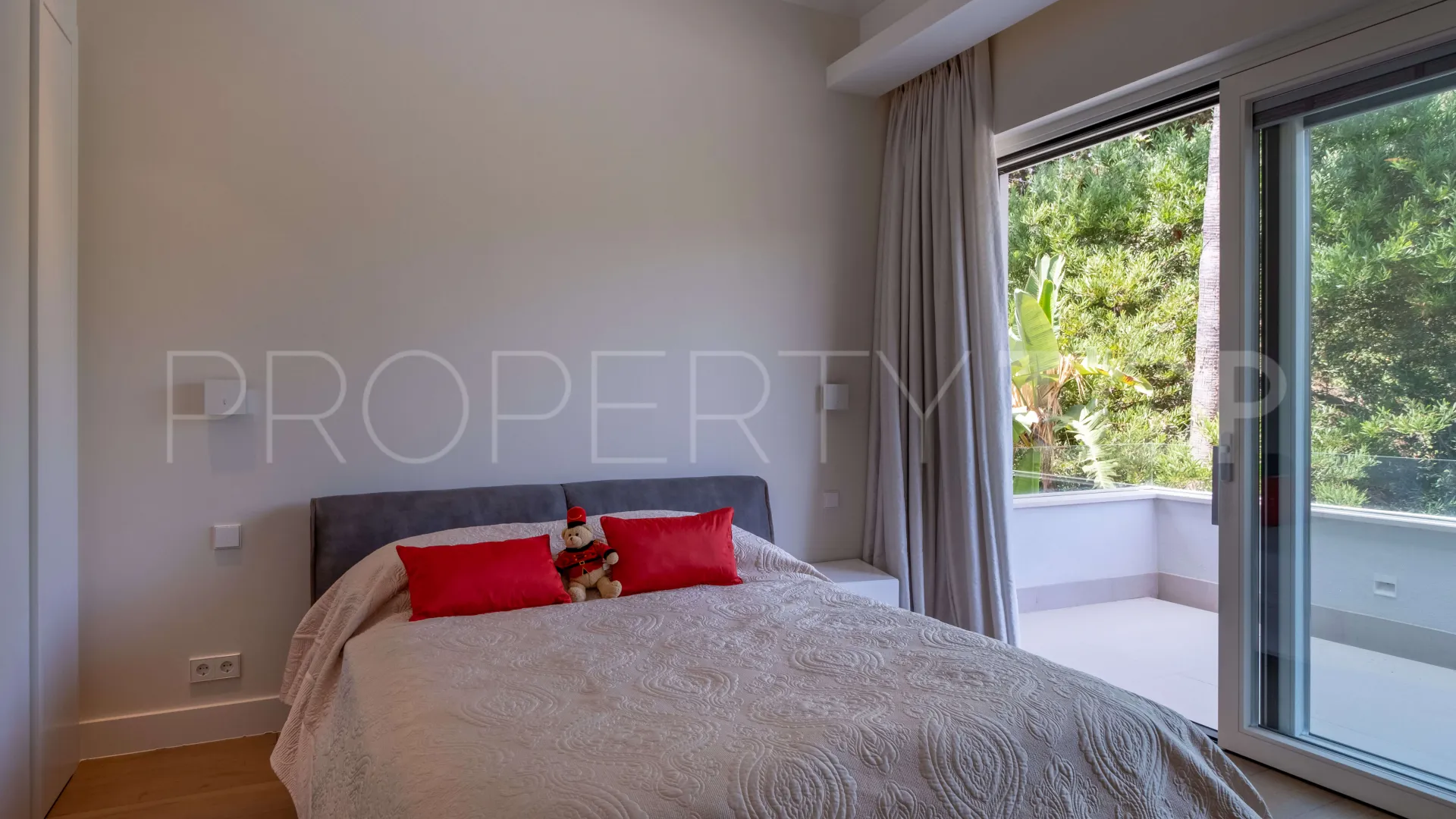 For sale 5 bedrooms villa in La Zagaleta