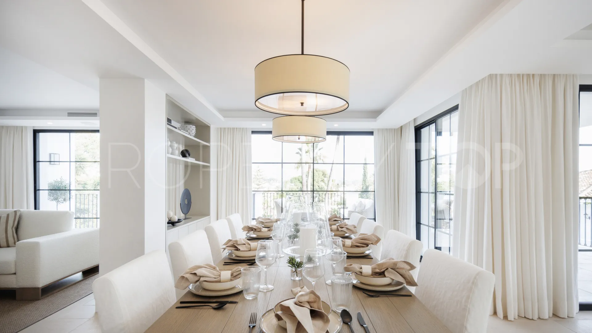 Las Brisas, villa de 5 dormitorios en venta