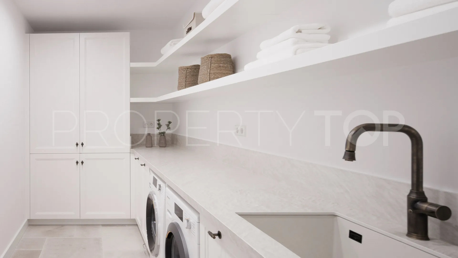 Las Brisas, villa de 5 dormitorios en venta