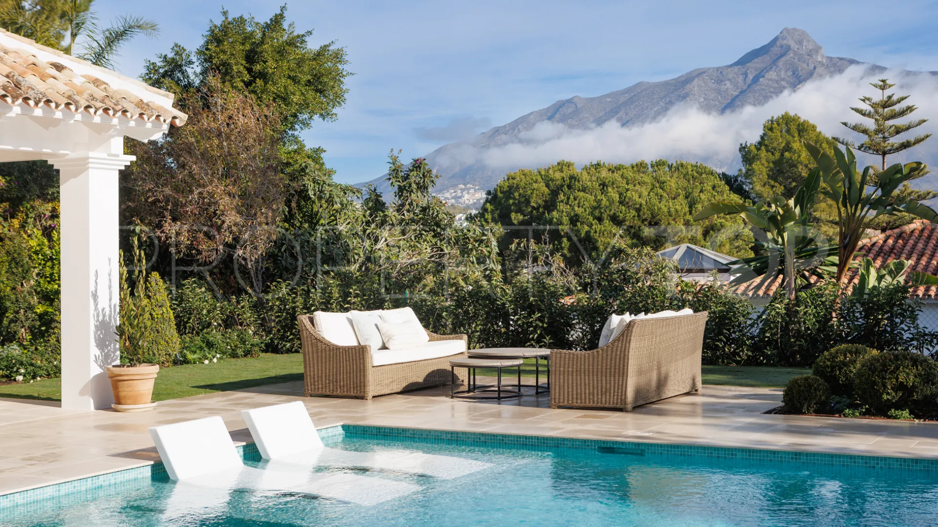 Las Brisas, villa de 5 dormitorios en venta