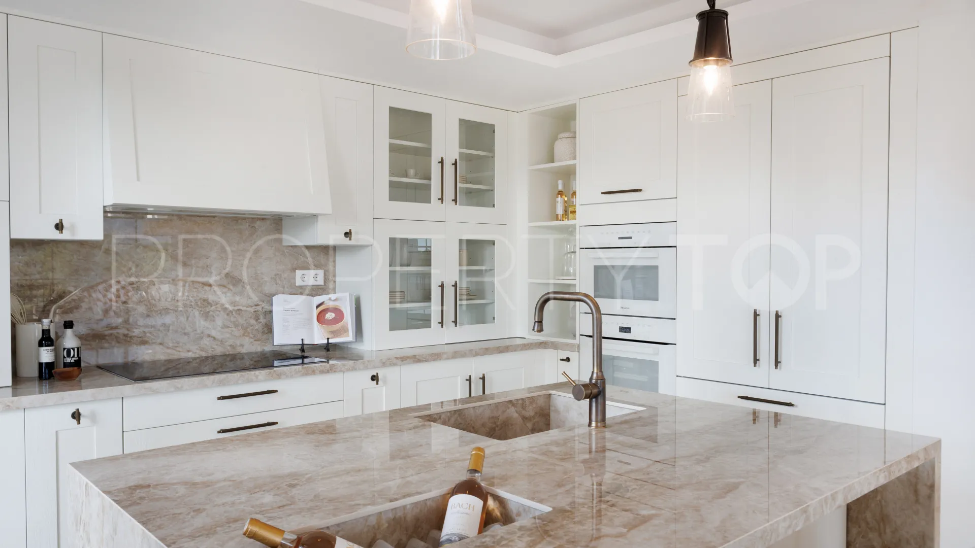 Las Brisas, villa de 5 dormitorios en venta