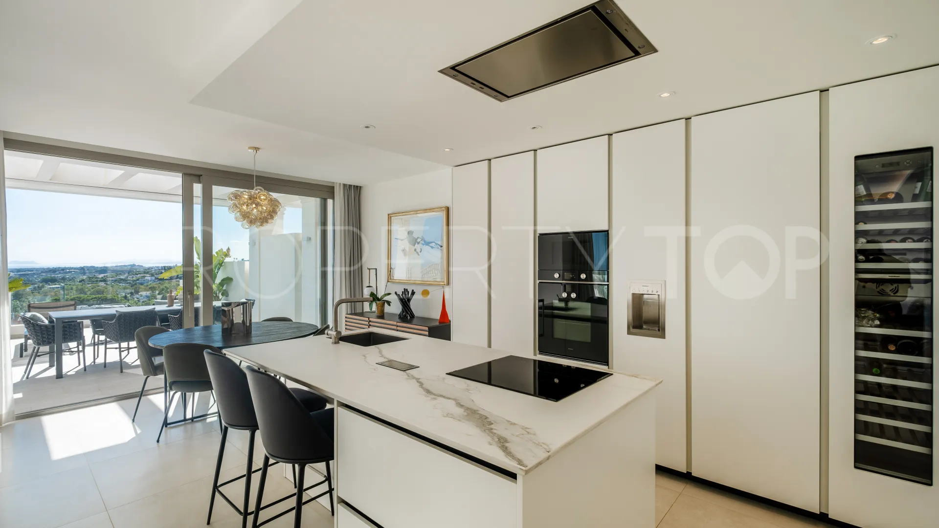 Nueva Andalucia 2 bedrooms penthouse for sale