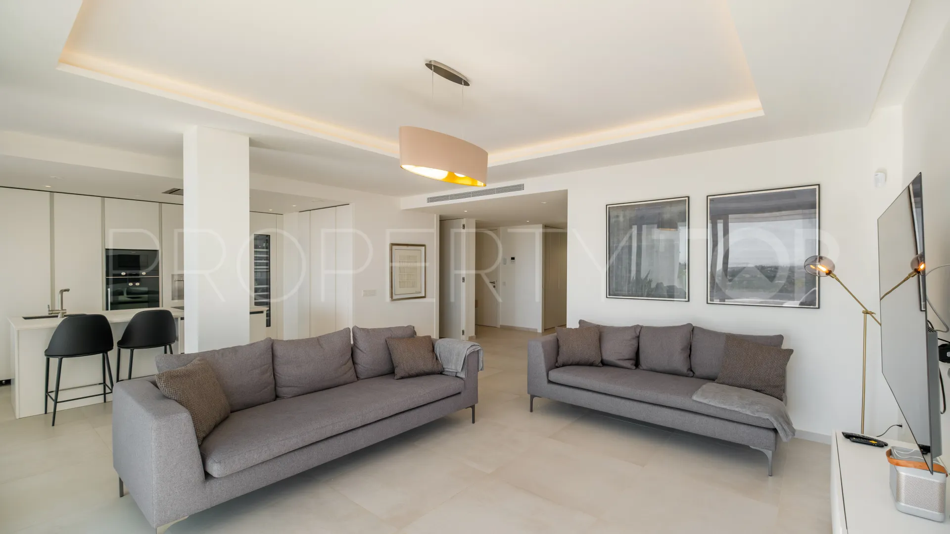 Nueva Andalucia 2 bedrooms penthouse for sale